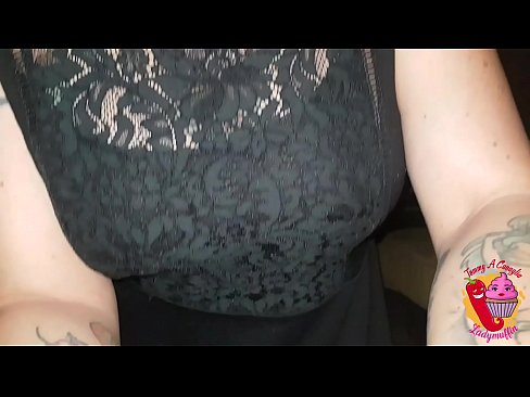 ❤️ خواهر ناتنی شلخته به او یک دم دستی و اسپانیایی می دهد ☑ پورنو در ما fa.porno-filmy.ru ❤