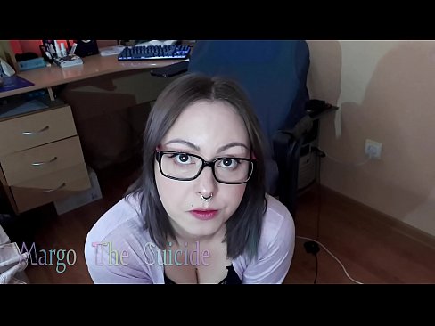 ❤️ دختر سکسی با عینک، دیلدو را عمیقاً در دوربین می مکد ☑ پورنو در ما fa.porno-filmy.ru ❤