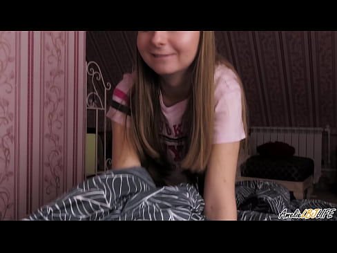 ❤️ بلوندی BFF خود را عمیقا می مکد و در دهانش تقدیر می شود ☑ پورنو در ما fa.porno-filmy.ru ❤